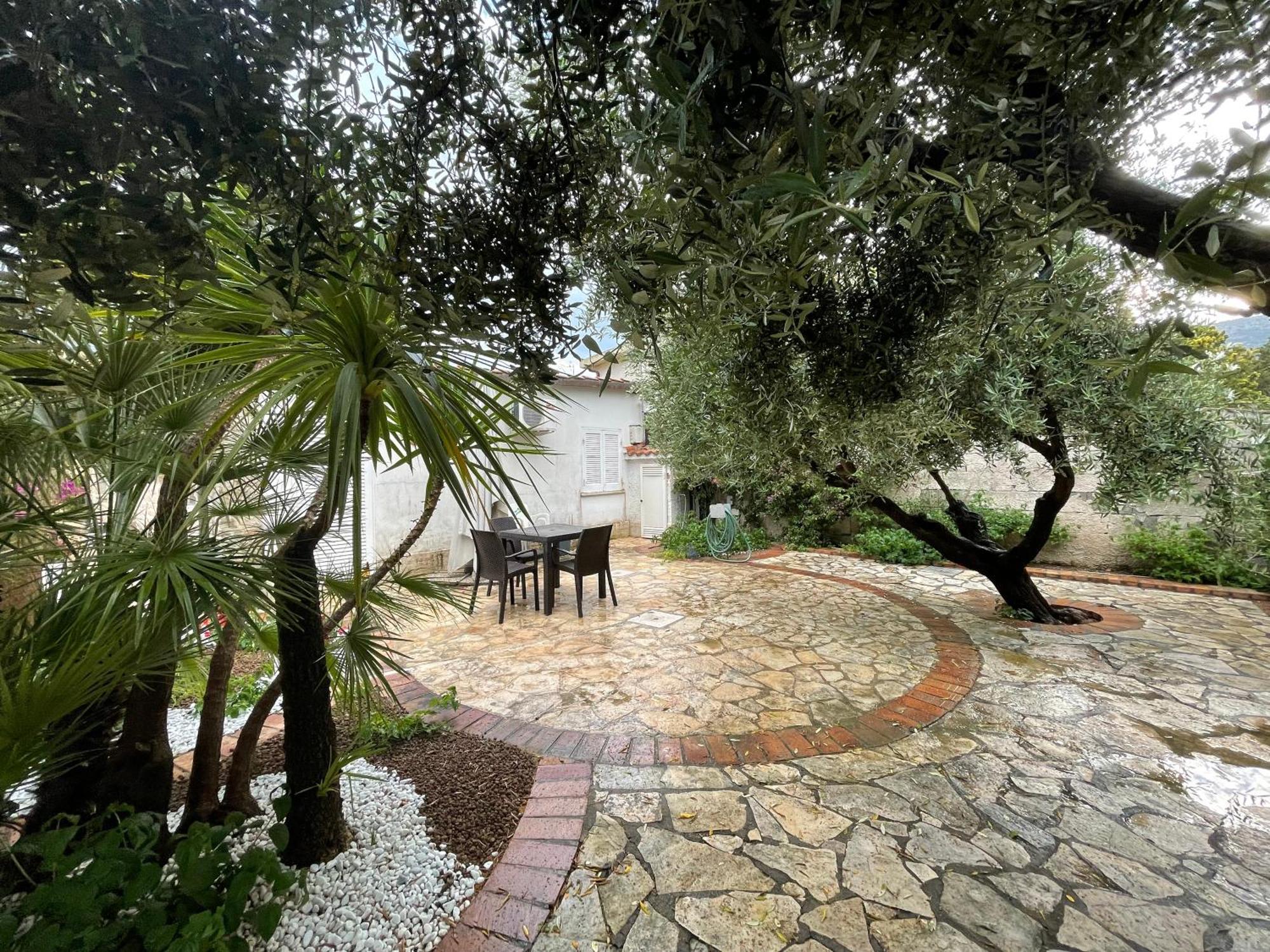Villa Paonessa ليدو دي فوندي الغرفة الصورة